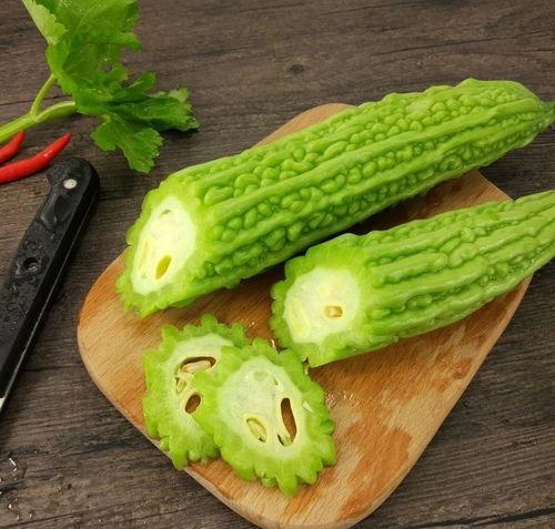 娱乐吃瓜设计理念是什么,揭秘娱乐圈幕后故事，带你领略趣味横生的娱乐圈生态